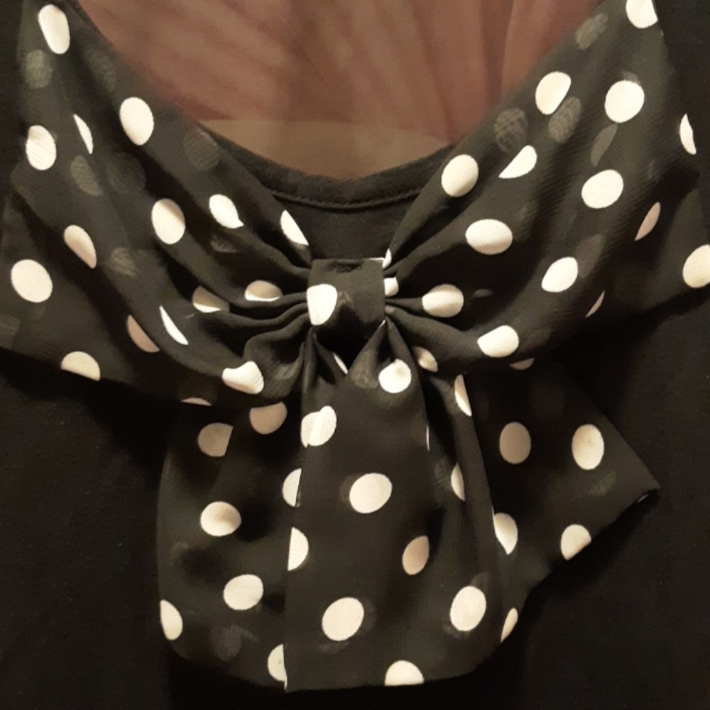 Papaya black top with polkadot bow